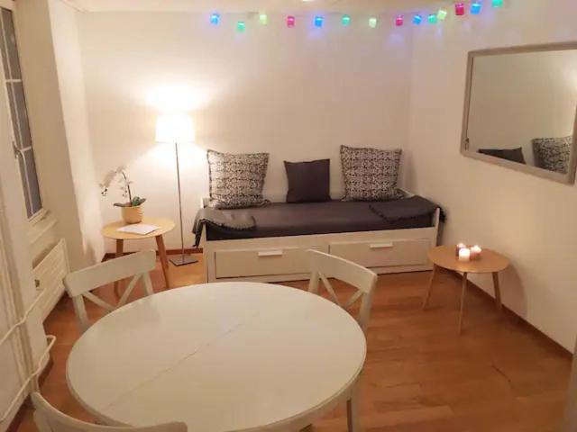 Parking Voiture & Appartement 2Pcs Lausanne Centre Eksteriør bilde