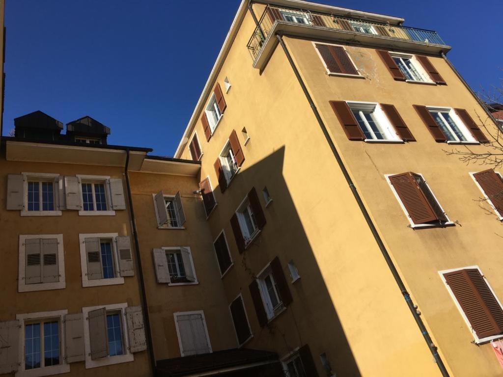 Parking Voiture & Appartement 2Pcs Lausanne Centre Eksteriør bilde